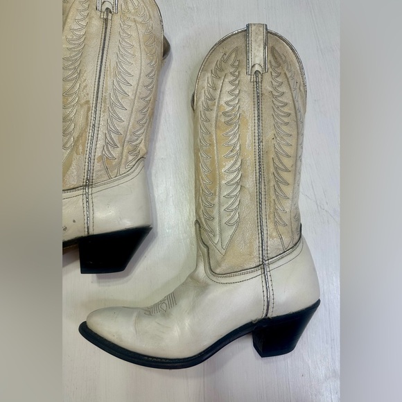 Vintage 90s Santa Fe Boot Co Cream Western Boots Womens 8.5 USA Leather - Picture 5 of 15
